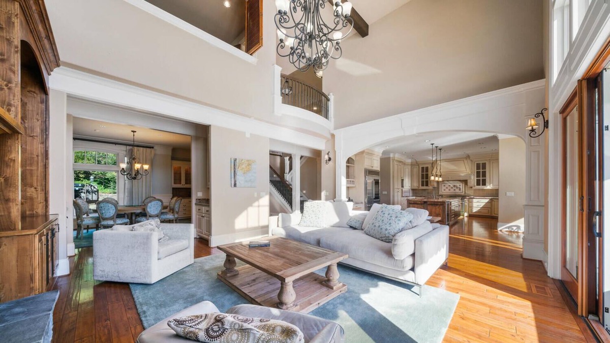 Lake Oswego House | Luxury Custom Estate on the lake