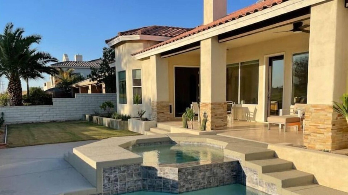 Yuma House | Luxury Desert Retreat w/Pool & Spa + Epic Golf Course Views + Walking Trails!