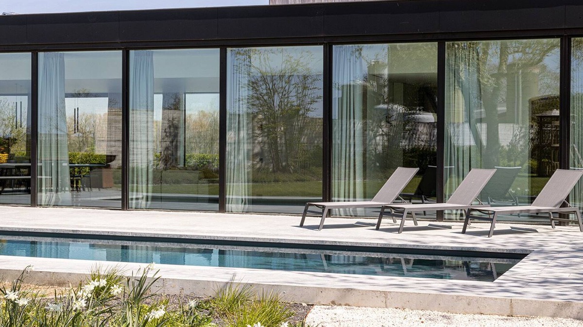 Zonnebeke Villa | Luxury, design and tranquility. Unique country villa. Private heated pool & sauna
