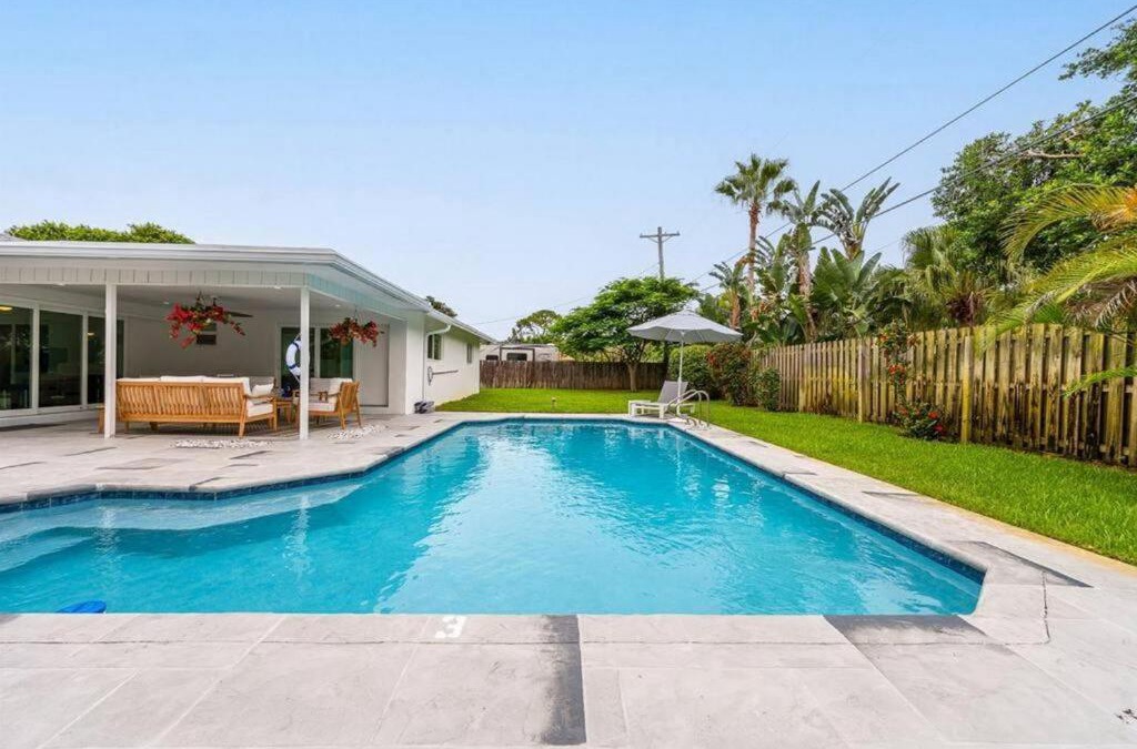Delray Beach Villa | Luxury Designer Delray Beach. 10 Min to the Beach!