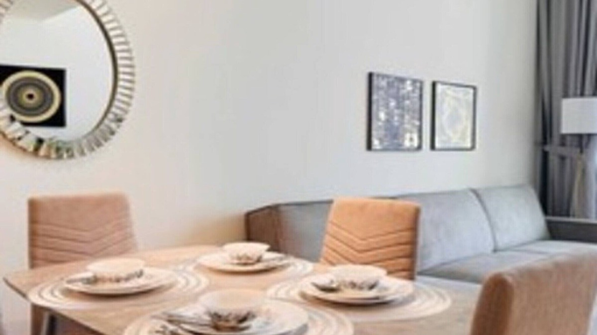 Dubai House | Luxury Dubai 2 BR Apt. with Gym, Parking & Pool