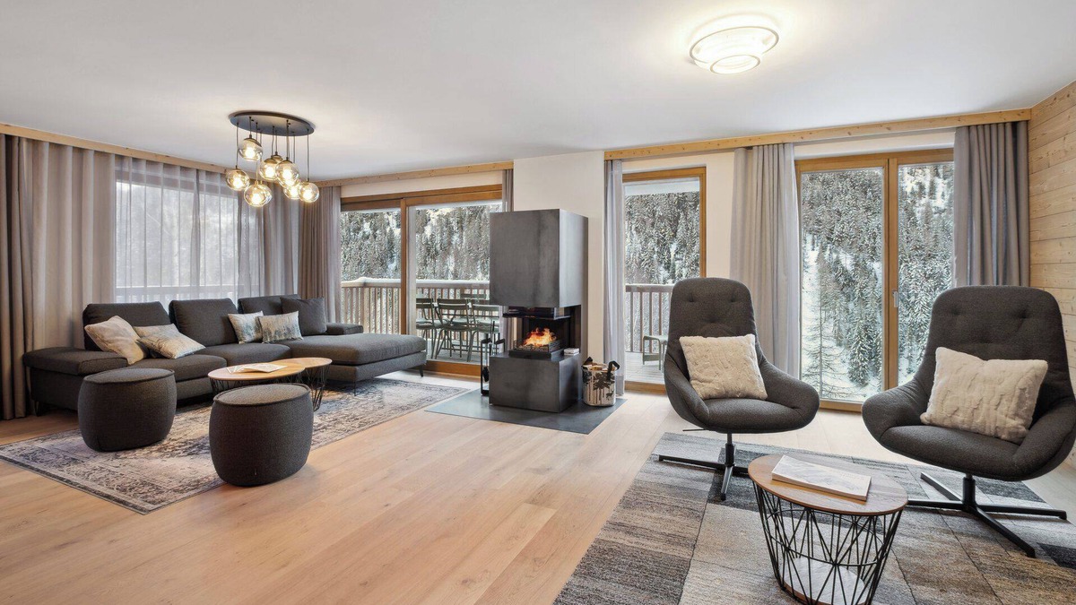 Grimentz Apartment | Luxury Duplex, 4 Bedroom with Jacuzzi Rahas B Grimentz - By Mrs Miggins