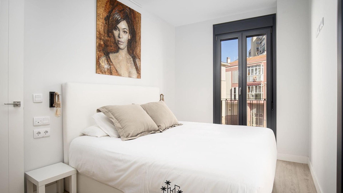 El Molinillo Apartment | Luxury Duplex With Pool and Padel Court in Town by Alohamalaga