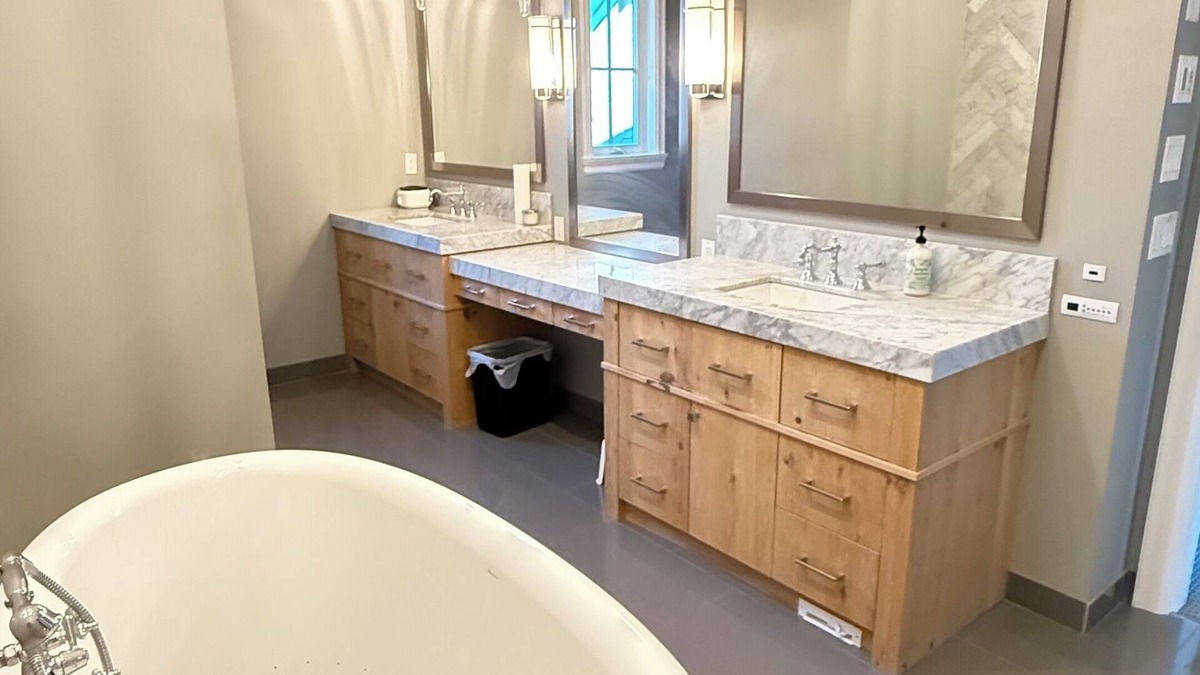 Langley House | Luxury Equestrian Estate BR - 1