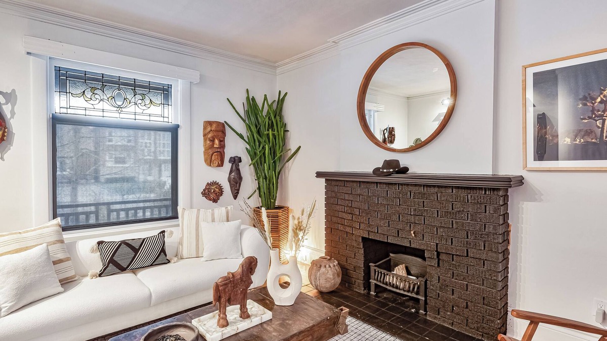 The Junction Hotel | LUXURY ESTATE STEPS TO DOWNTOWN n