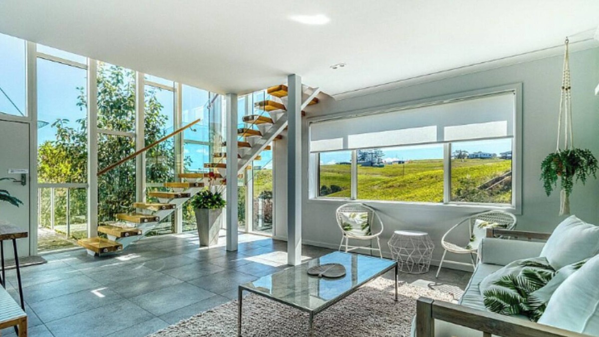 Karkari Peninsula House | Luxury Executive 4 Bedroom Holiday Home