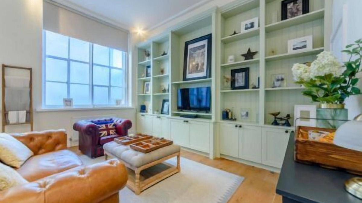 Painswick Cottage | Luxury family friendly holiday cottage in the heart of the Cotswolds - Church Mews