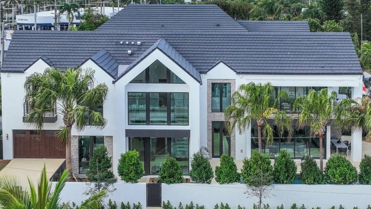 Delray Beach House | Luxury Family Oasis With Private Pool In The Heart of Delray Beach