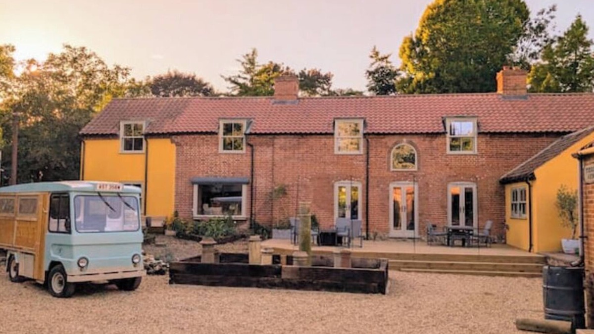 Swaffham Other | Luxury Family Stay: Pizza, Hot Tub & Film Screen