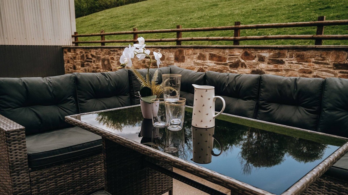 Brecon House | Luxury Farmhouse Sleeps 8 Hottub Brecon Beacons