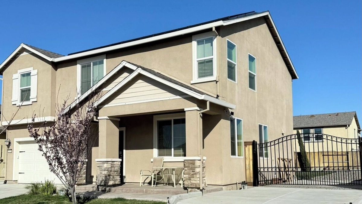Rio Vista House | Luxury Farmhouse Style 4BR House Near River -RV-Entire House