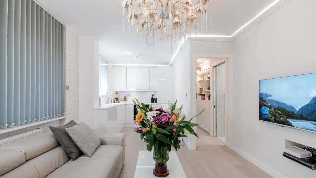 Pembridge Apartment | * Luxury Flat/Super King Bed *