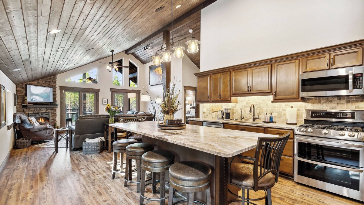 West Glacier House | Luxury Forest Retreat with Hot Tub, Huge Decks & Firepits – 2 miles to Glacier!
