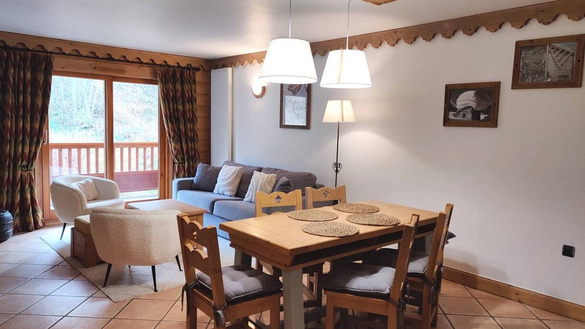 Saint-Martin-de-Belleville Apartment | Luxury Rental with Pool, SPA, Parking and WIFI