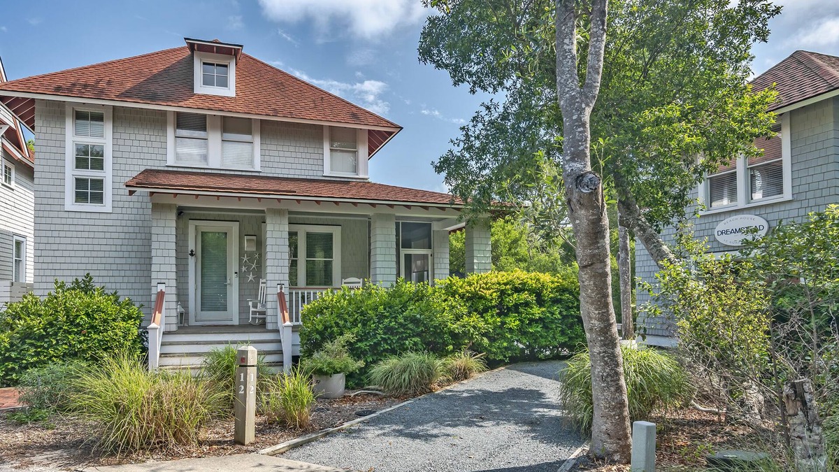 Keepers Landing House | Luxury Getaway on Bald Head Island - August Weeks Available - 5-Star Property