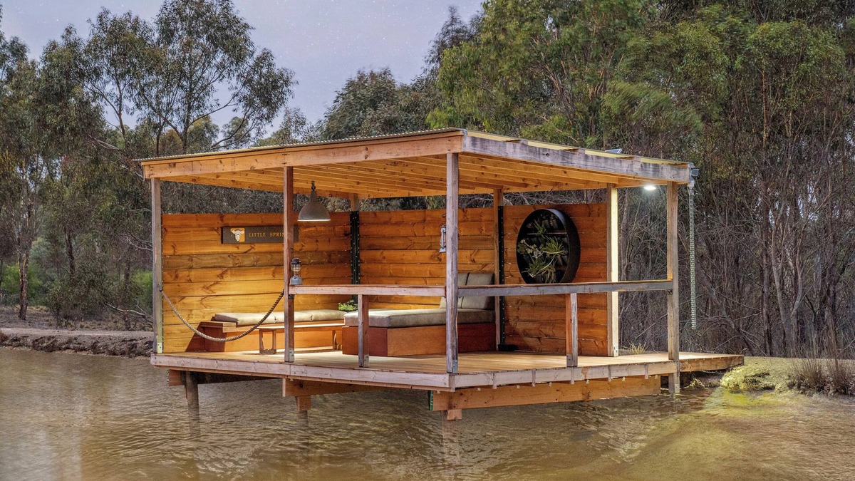 She Oaks RV Rental | Luxury Glamping in She Oaks