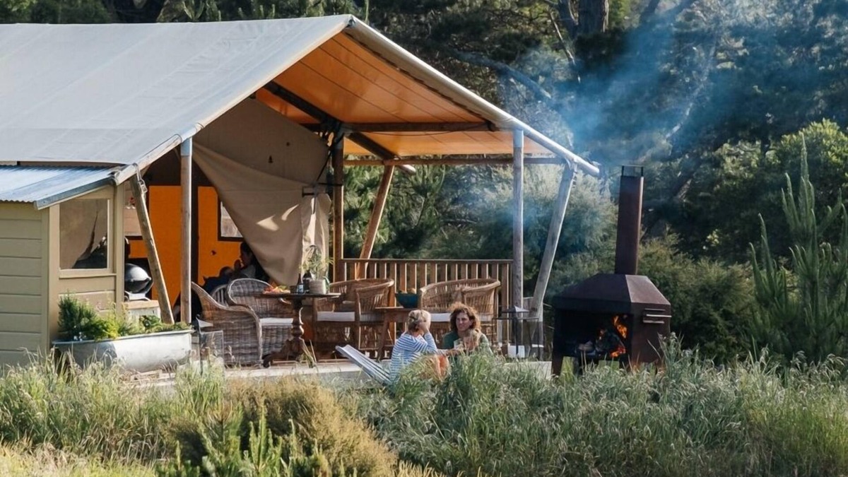 Hawke's Bay Region Cottage | Luxury Glamping over looking the Maraetotara river