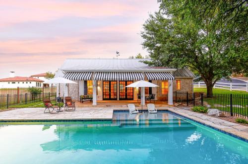 Horseshoe Bay West House | Luxury Golf Course Private Retreat with Heated Swimming Pool