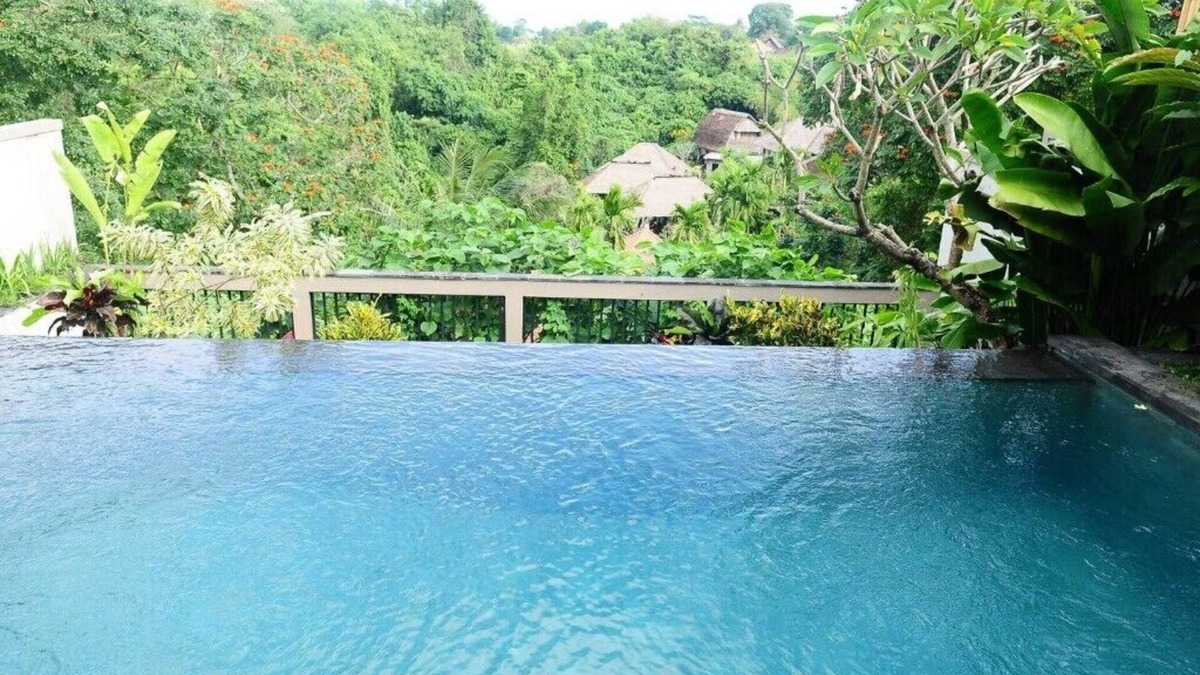 Batuan Villa | Luxury Gorgeous 2BR Pool Villa for 4 Pax, Kitchen, at Letung Villa South Ubud