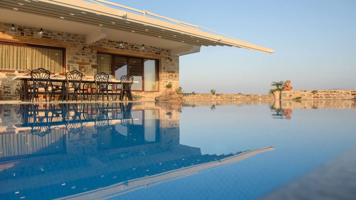 Faistos Villa | LUXURY HIDEAWAY IN SOUTH CRETE WITH POOL & PRIVACY
