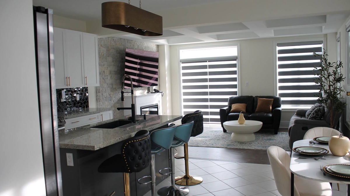 Brampton House | Luxury, Home away from Home.