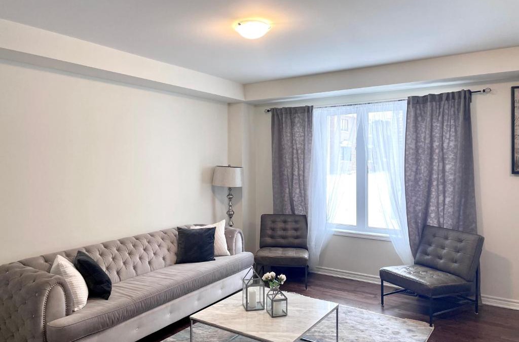 Pickering House | Luxury Home Away From Home