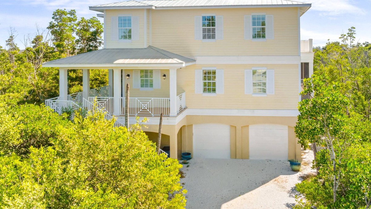 Gulf Shores House | Luxury Home- Coastal Chic Retreat in South Seas – Steps from the Beach-4 Bedroom