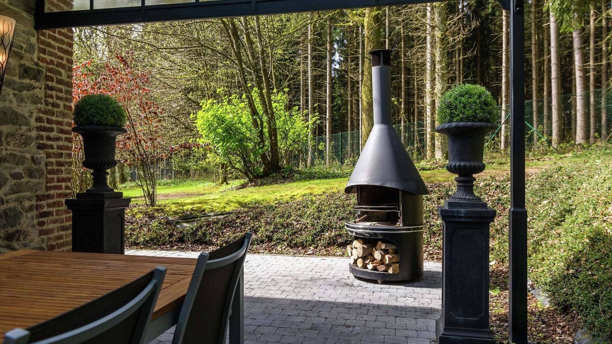 Gedinne House | Luxury home in Gedinne with bubble bath and sauna
