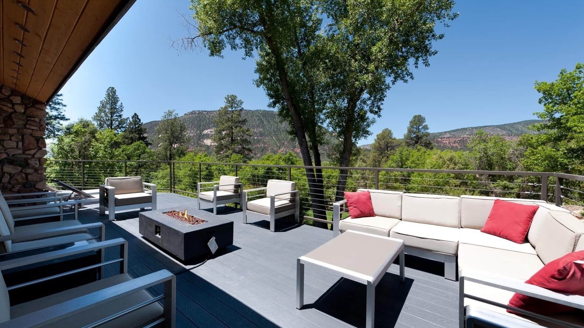Durango - Purgatory House | Luxury Home on 8 Acres - 9 Min. to DGO - Hot Tub/Fire Pit - Awesome Views -