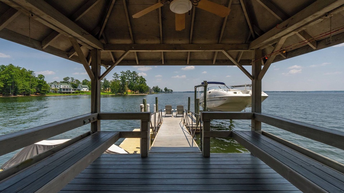 Chapin House | Luxury Home on Lake Murray! Pool, Dock! 5BD, 5.5Ba, The Diamond of Lake Murray!