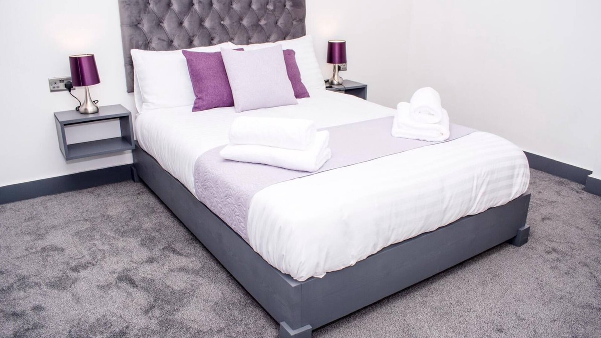 Seisdon House | Luxury homestay in Birmingham