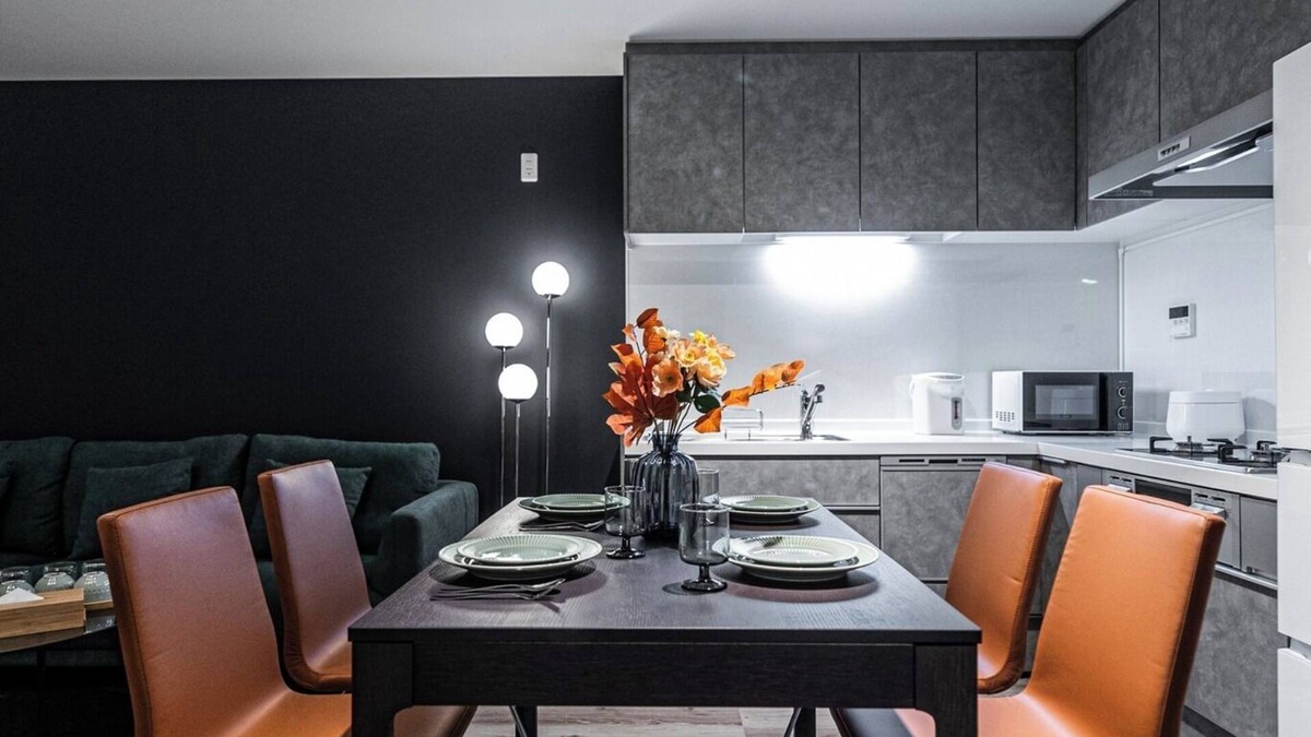 Higashi-osaka House | Luxury house 40 min to KIX parking by 711 - Comfort Villa/Osaka Ōsaka
