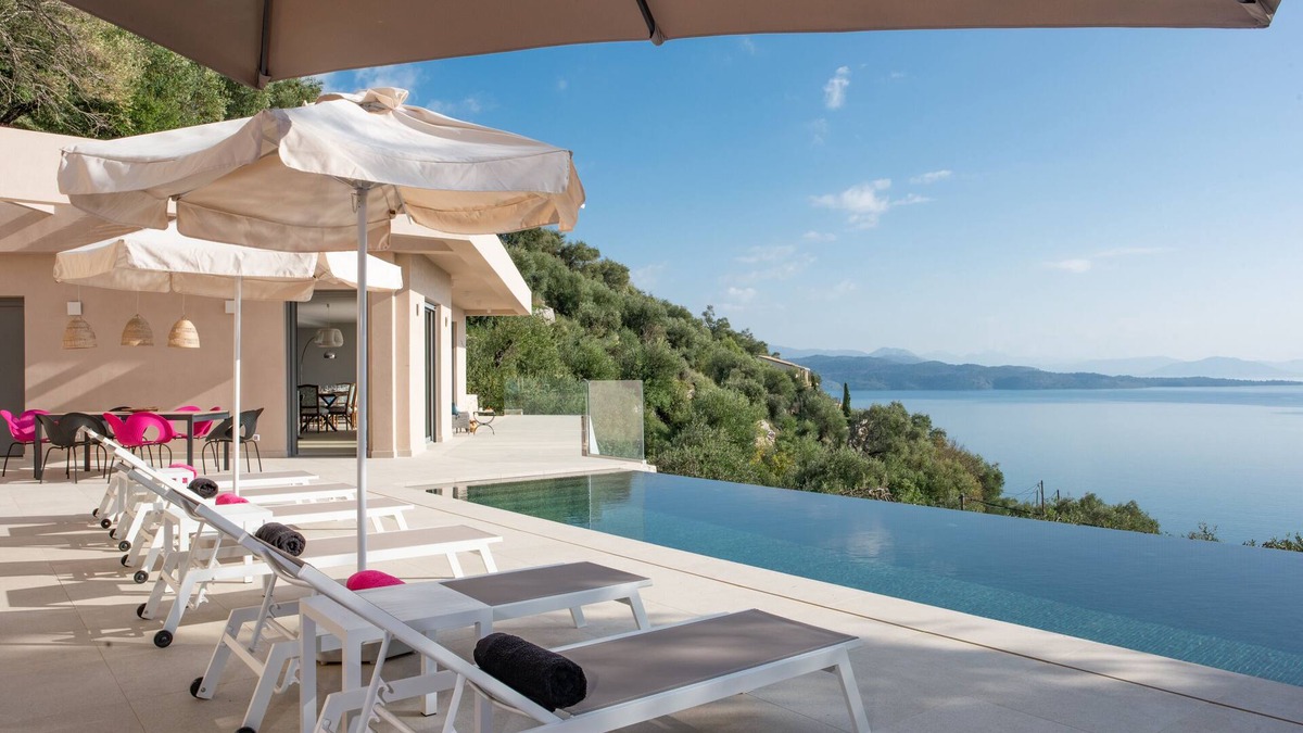 Kentroma Villa | Luxury house close Agni beach with amazing sea view