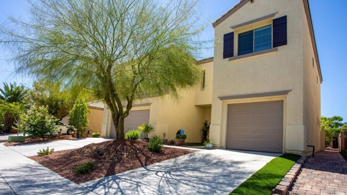 North Las Vegas House | Luxury House with Billiard Table