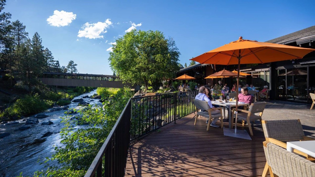 Orchard District Apartment | Luxury in Bend, OR | Deluxe Queen close to Nature