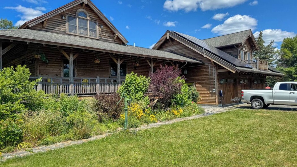 Patten House | Luxury Katahdin Region Getaway – Fully Furnished 4BR Retreat