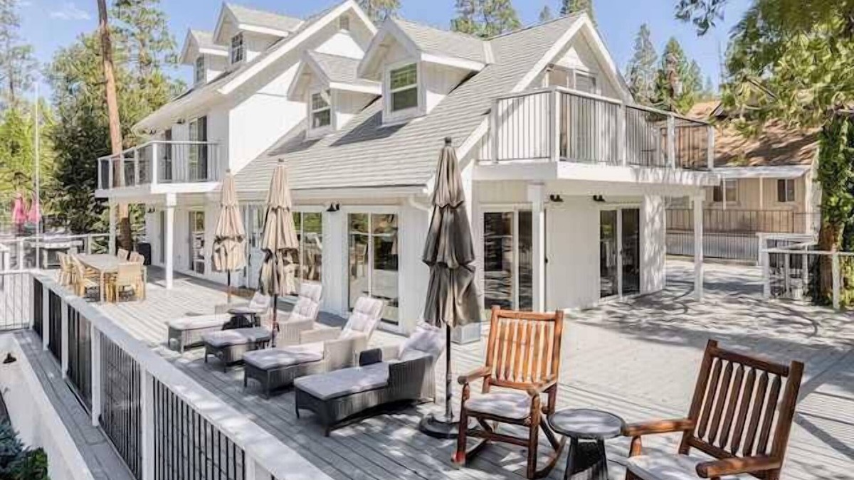 Bass Lake House | Luxury Lake Home-The Bear Claw-Boat Slip-Sleeps 16