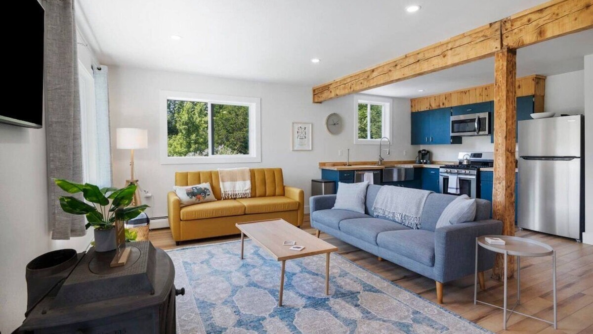 Stowe Condo | Luxury Living Space|Gorgeous Mountain Views