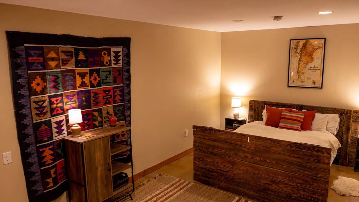 Howard Cabin | LUXURY LODGE ON THE ARKANSAS RIVER NEAR SALIDA COLORADO