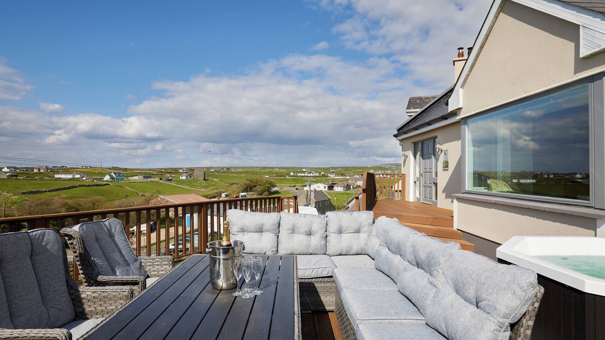 Doolin Cabin | Luxury Lodges in Doolin Village