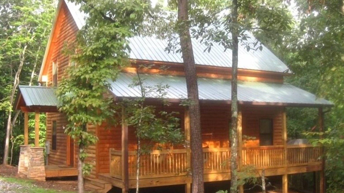 Helen Cabin | Luxury Log Cabin