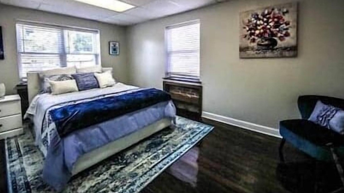 Fourmile Apartment | Luxury Meets History: 5 Star Comfort