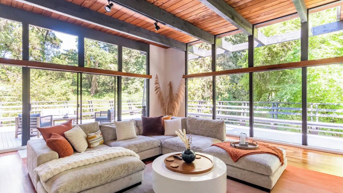 Redwood City Villa | Luxury Mid-Century Modern Home w/XL Deck