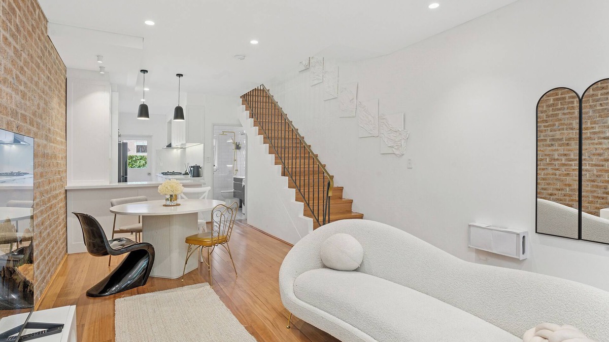 Pyrmont House | Luxury Modern 2-Story Townhouse in Sydney CBD