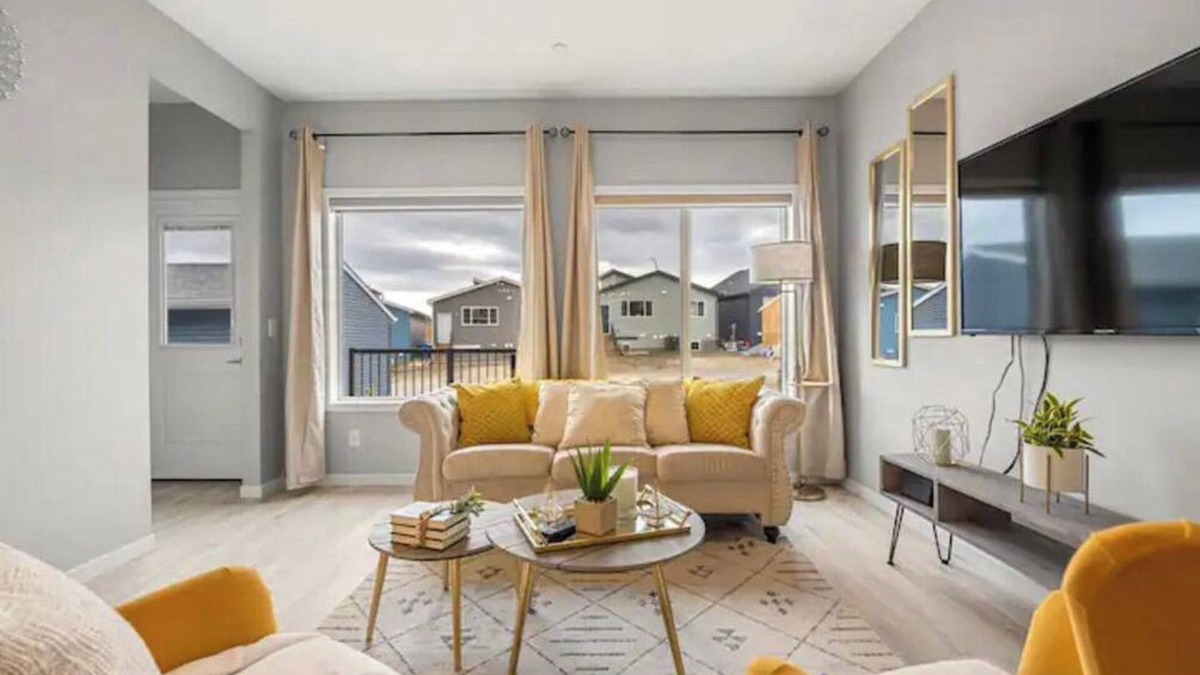 Calgary House | Luxury Modern Home - Livingstone