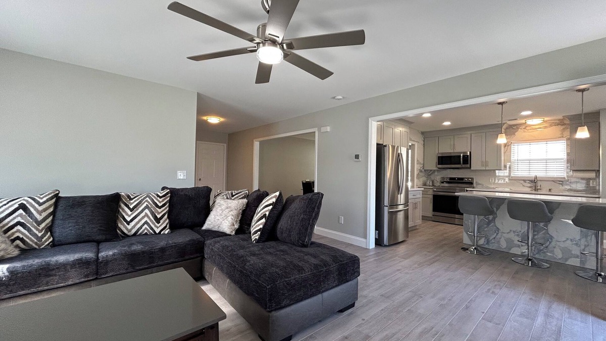 Charlotte House | Luxury modern home near uptown!