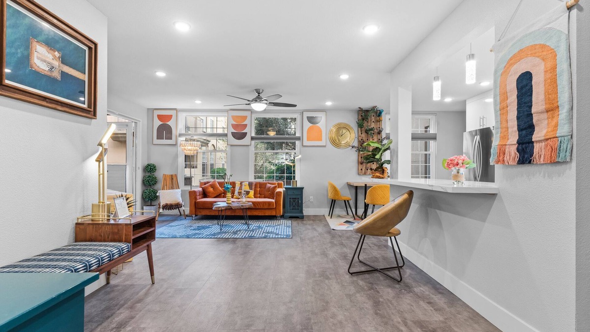 Hillcrest Condo | Luxury modern resort apt pool-spa in the heart of Sunny San Diego. 🏳️🌈 friendly