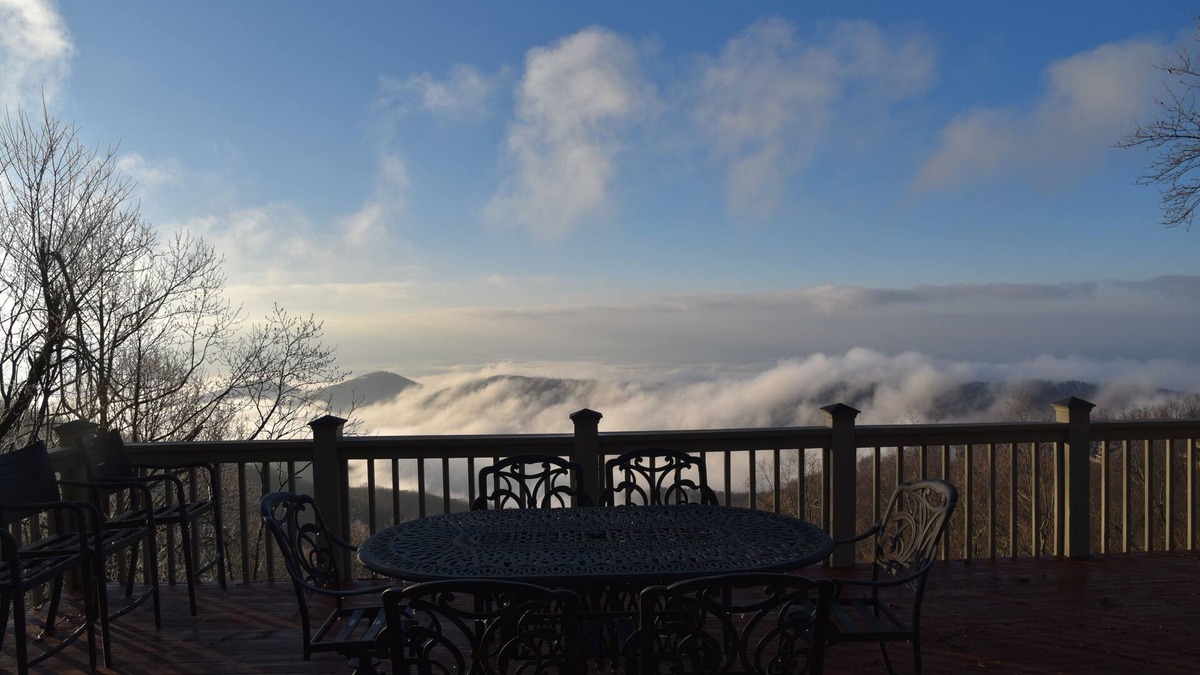 Big Canoe Cabin | Luxury Mountain Escape Golf Hiking Waterfalls 3BR Cabin w/Hot Tub,