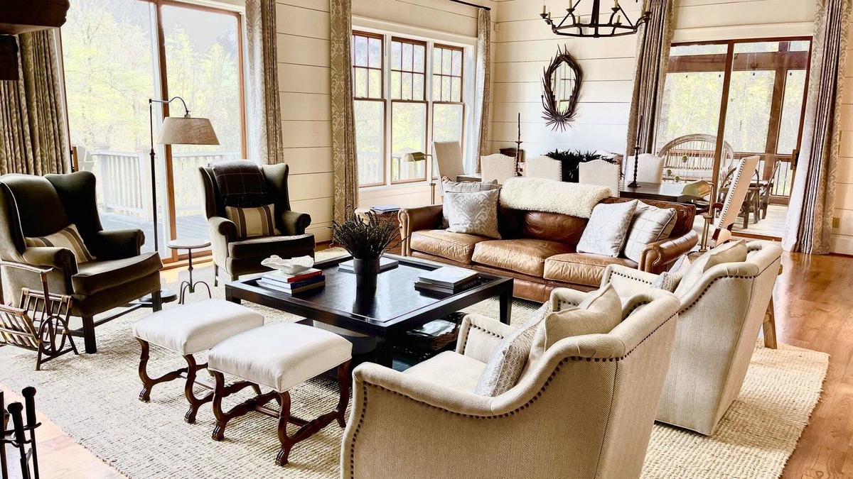 Cashiers House | Luxury Mountain Home with wonderful view of Whiteside mountain and hot tub !