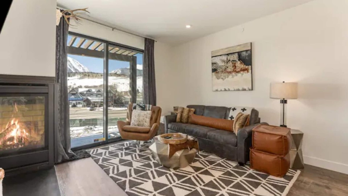 Willow Grove Condo | Luxury NEW SKI 2 bdroom Condo on the River
